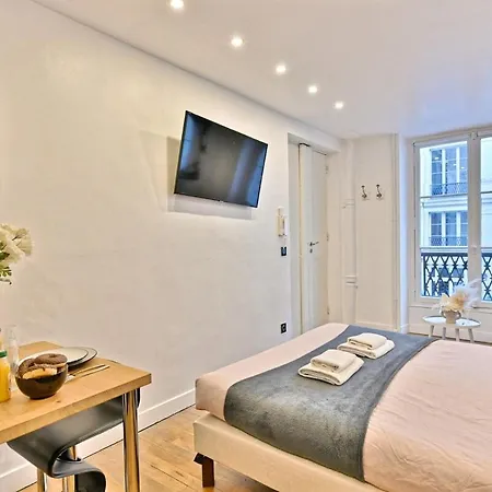 Apartment Pleasant Close To Galerie Lafayette - Ii *